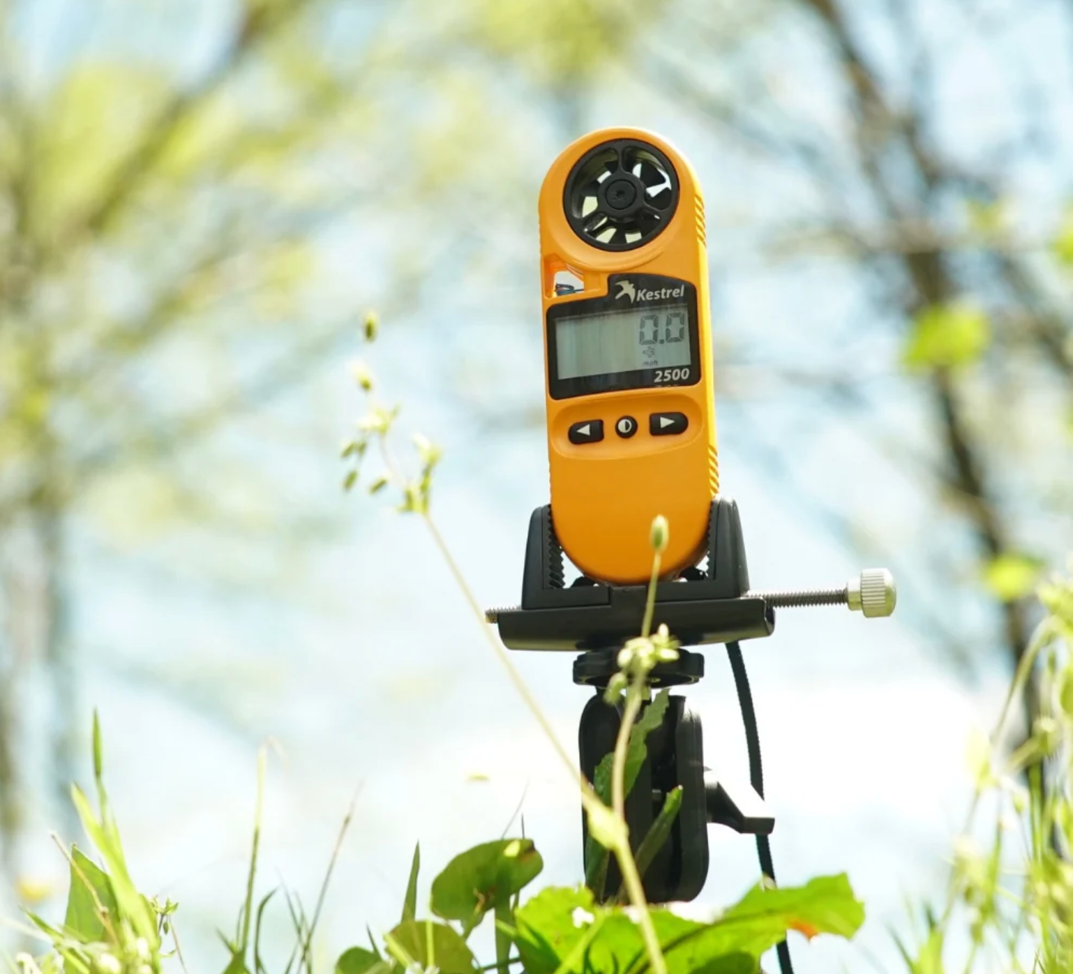 Kestrel 2500 Pocket Weather Meter with Tripod Clamp Accessory