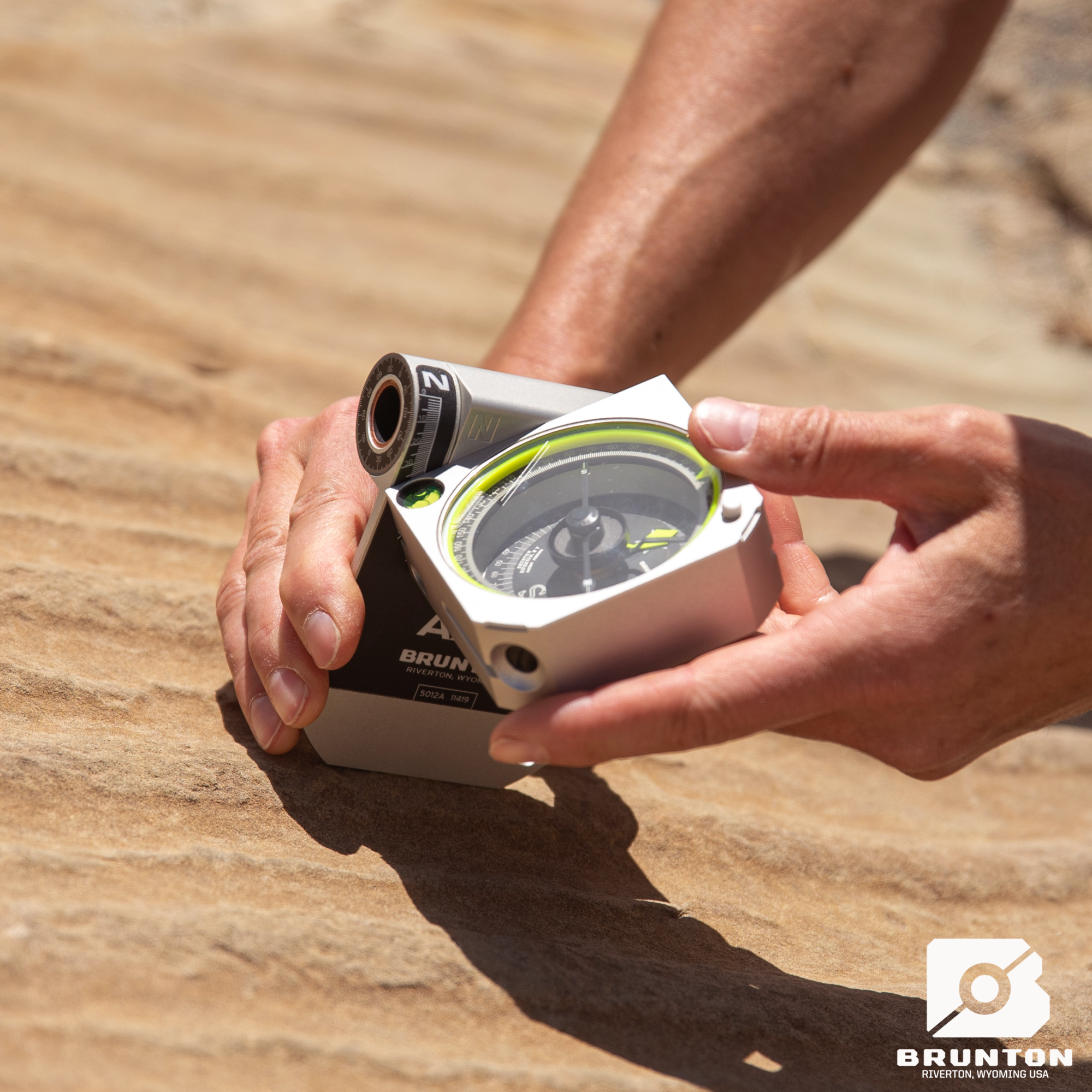 Brunton Axis Transit Compass Measure Dip and Stike