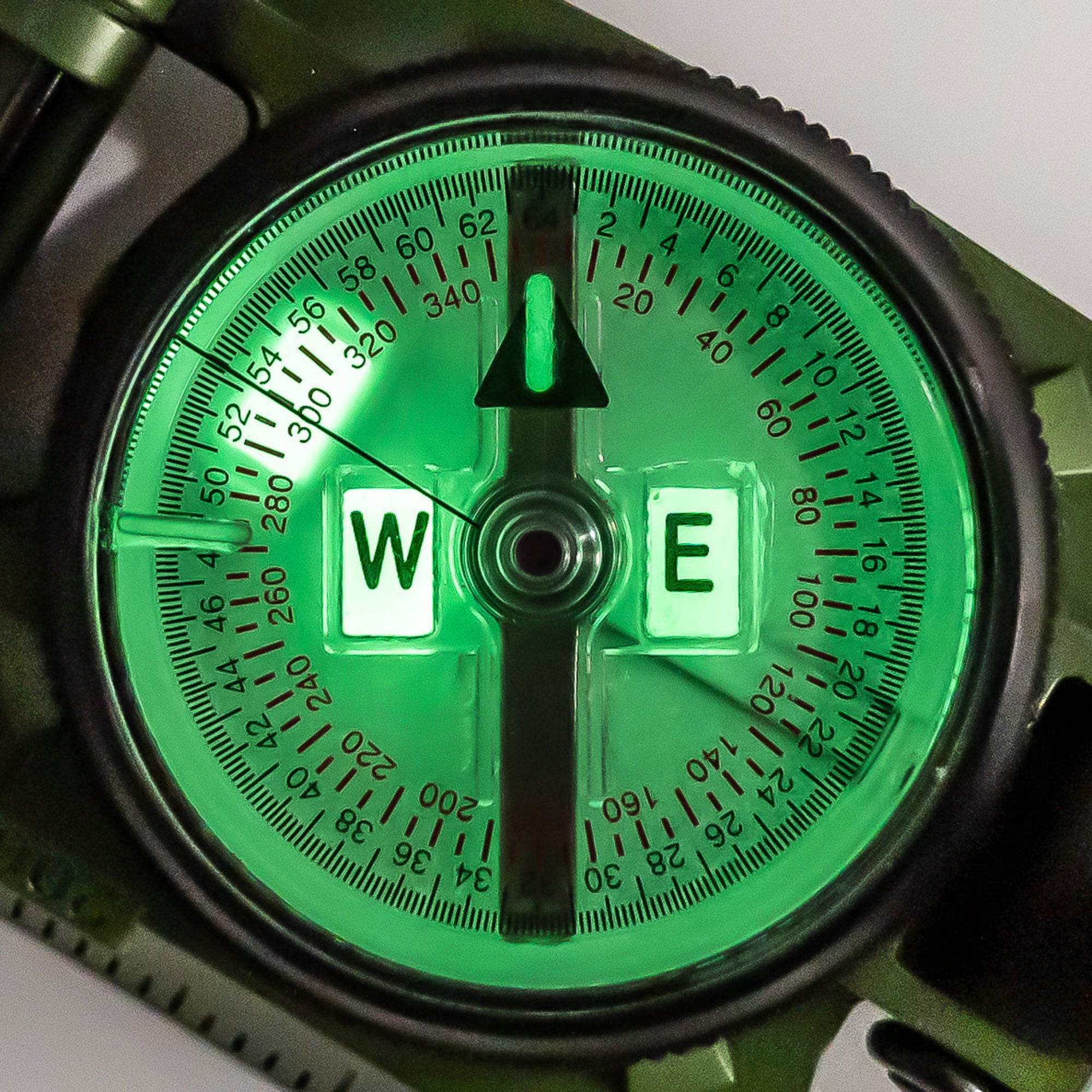 Brunton Model 94 Phosphorescent Lensatic Compass Glow Dial Close Up