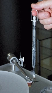 Pesola Scale lifting a record needle