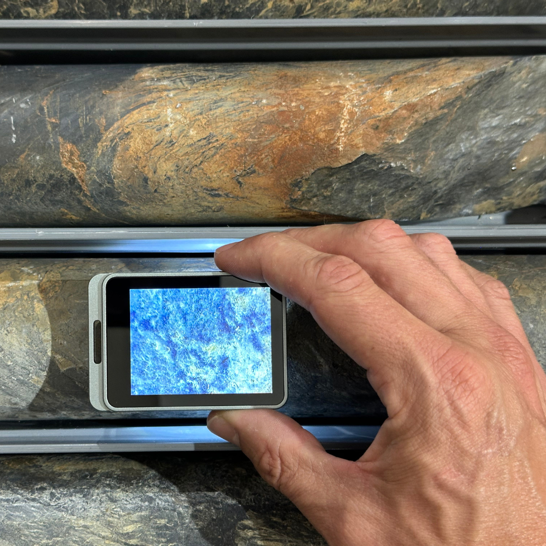 ProEarth Digital Hand Lens Magnifier - Geological Core Tray Sample